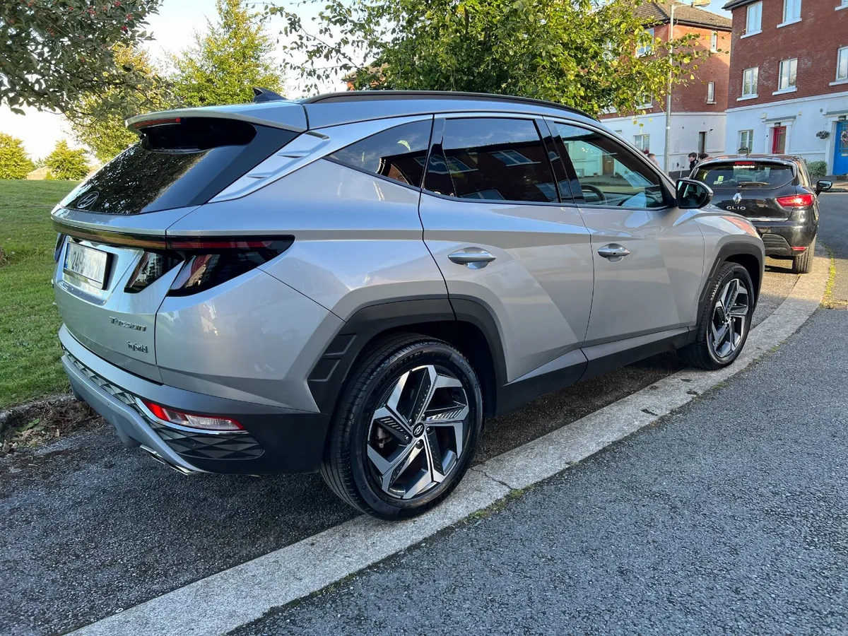 Hyundai Tucson  Executive plus HEV PTG 2024 - Image 3