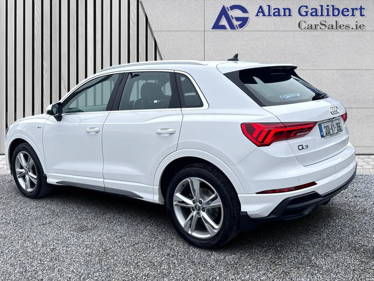 Audi Q3 35 2.0 TDI S-LINE Diesel - Image 2