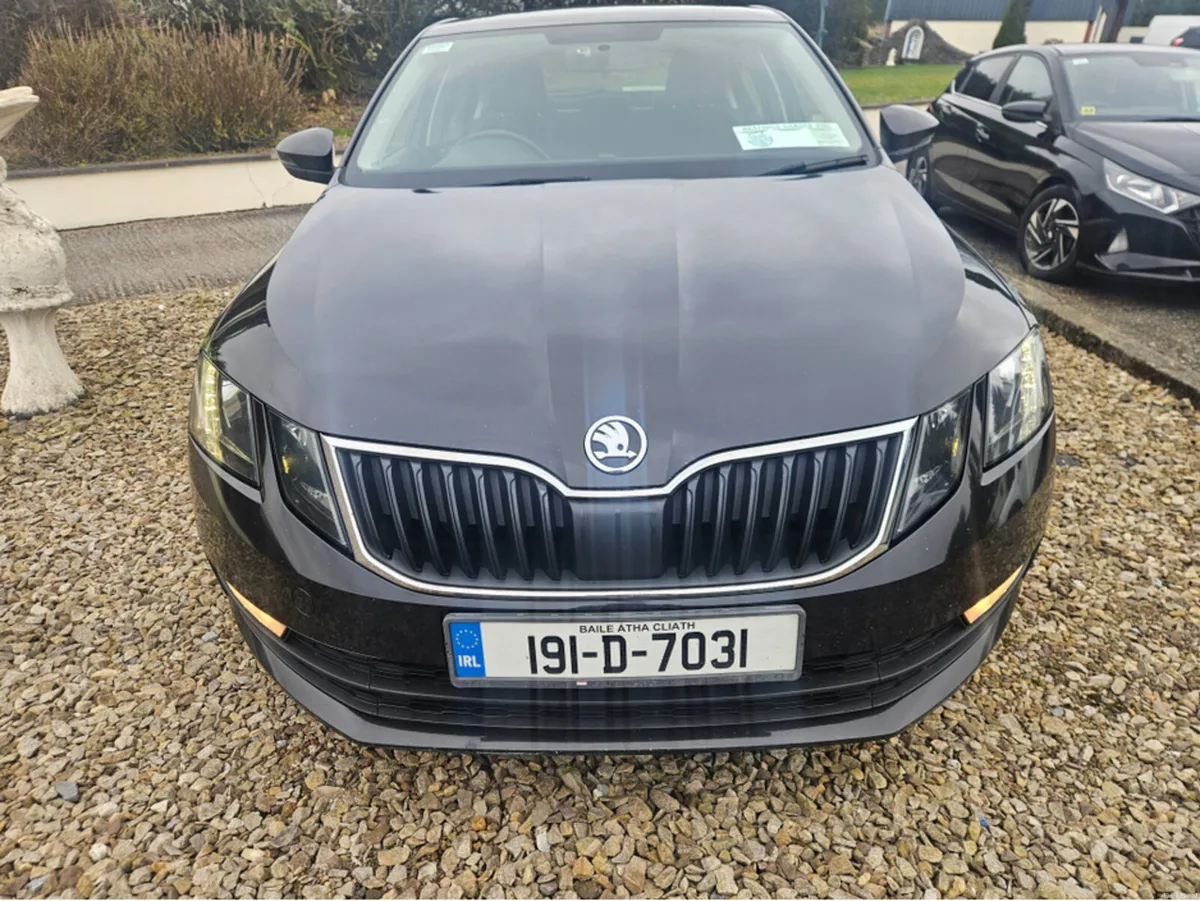 Skoda Octavia AMBITION 1.6 TDI 115HP 4DR - Image 2