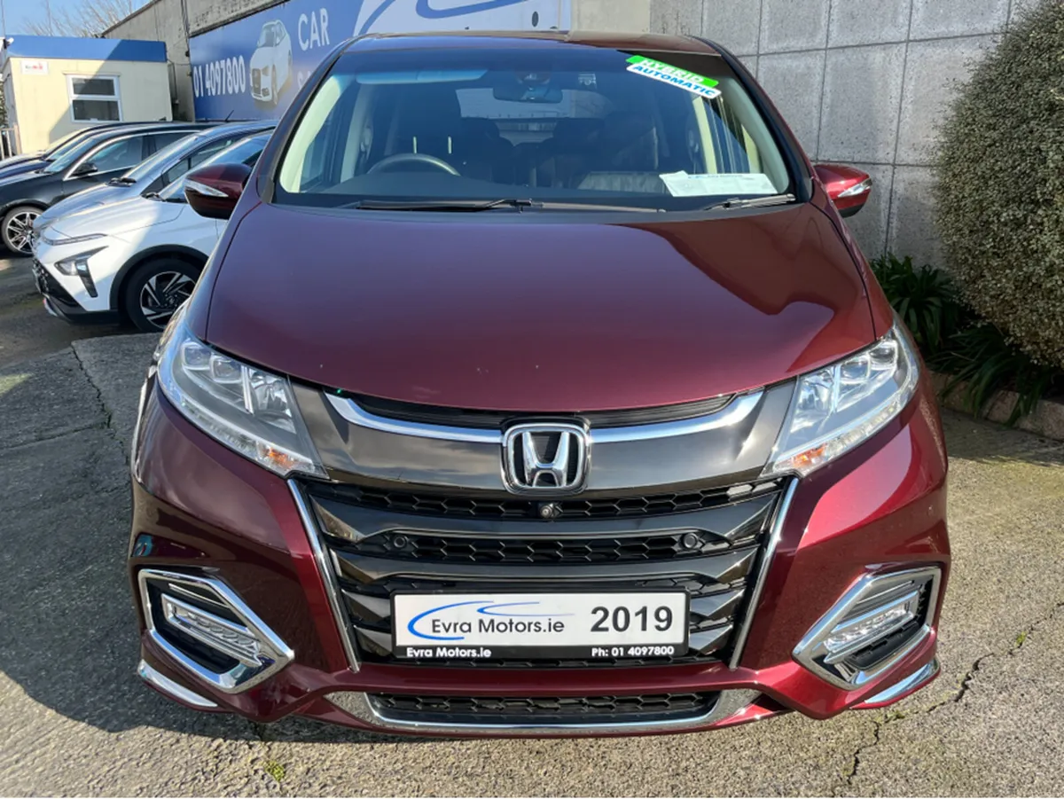 Honda Odyssey ABSOLUTE 7 SEATER AUTOMATIC HYBRID 2 - Image 2