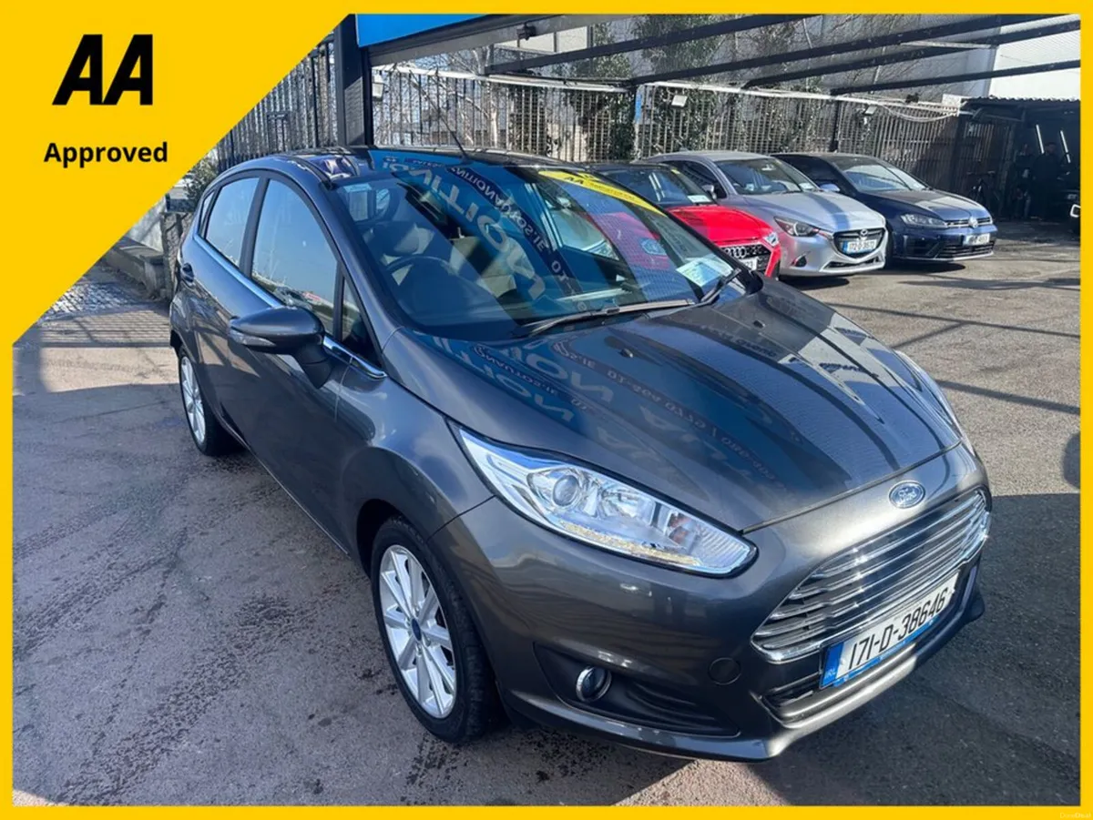 Ford Fiesta 1.25 PETROL, TITANIUM MODEL, LOW MILEA - Image 1
