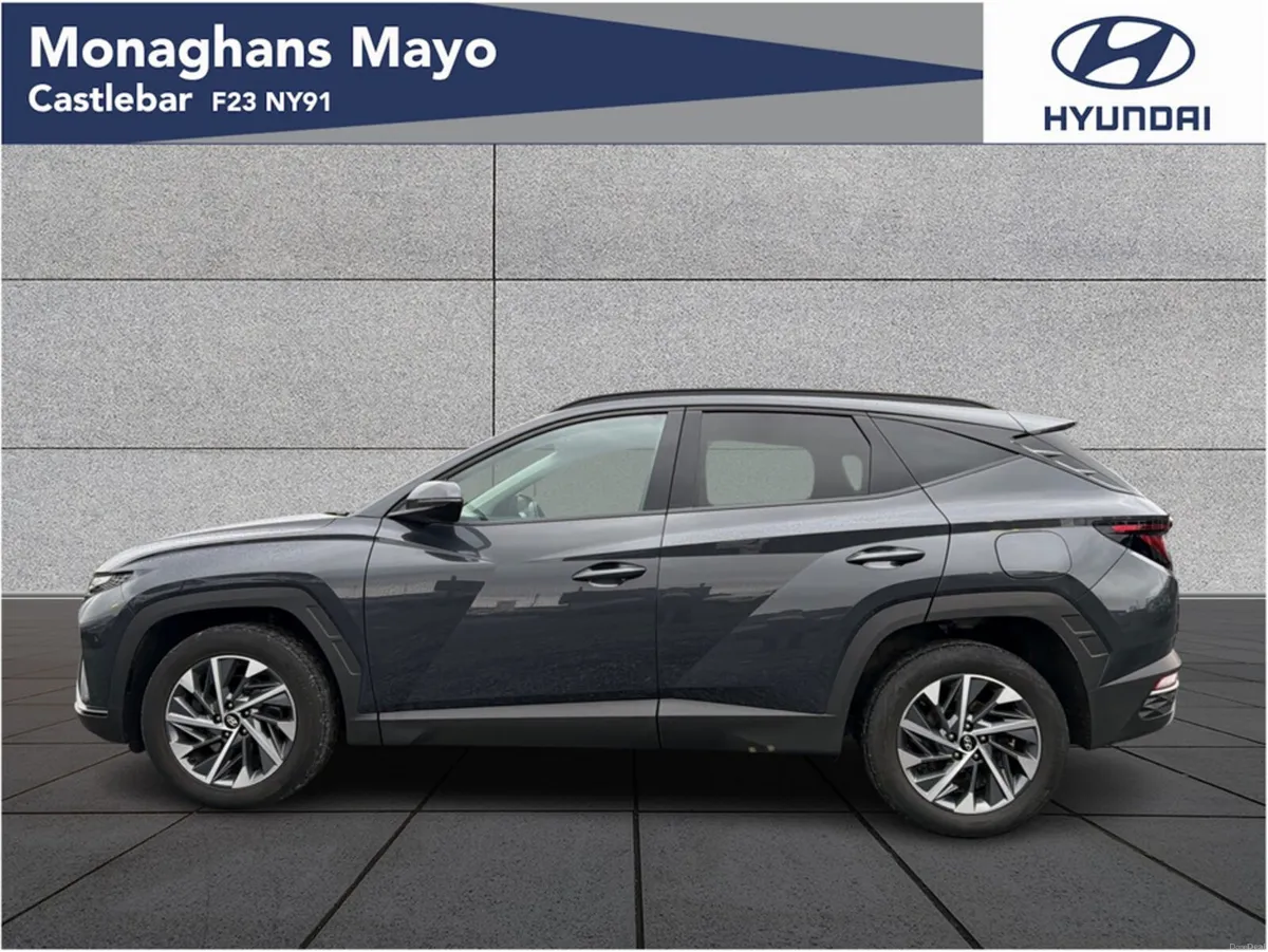 Hyundai Tucson EXECUTIVE 1.6 DIESEL 5DR - Image 6