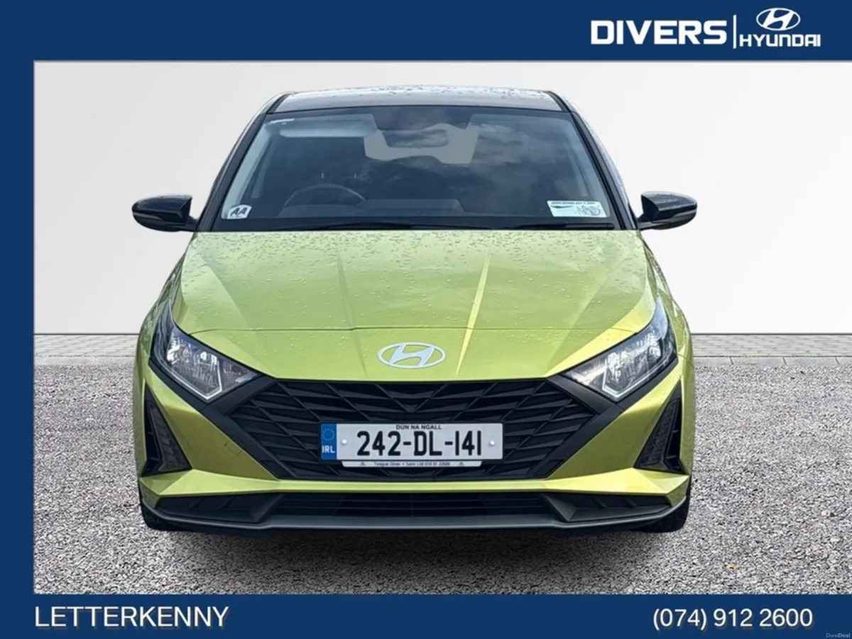 Hyundai i20 Deluxe Plus 2tone - Image 4