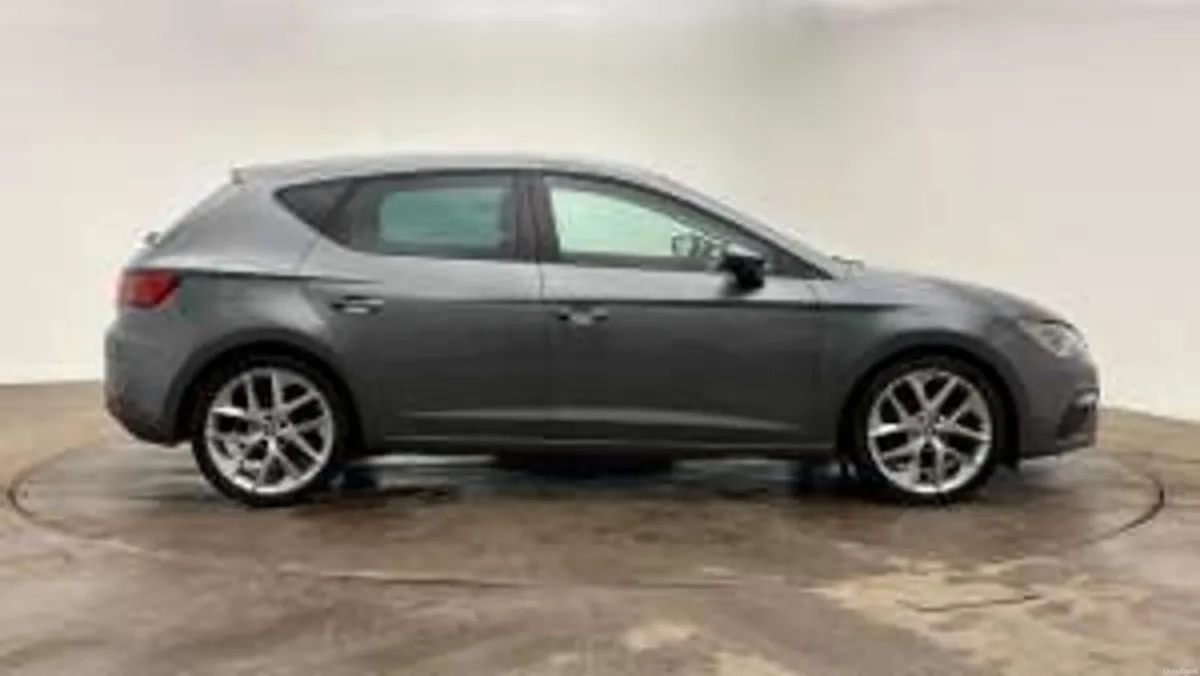 SEAT LEON 2.0 Leon FR Technology TDI 5dr - Image 3