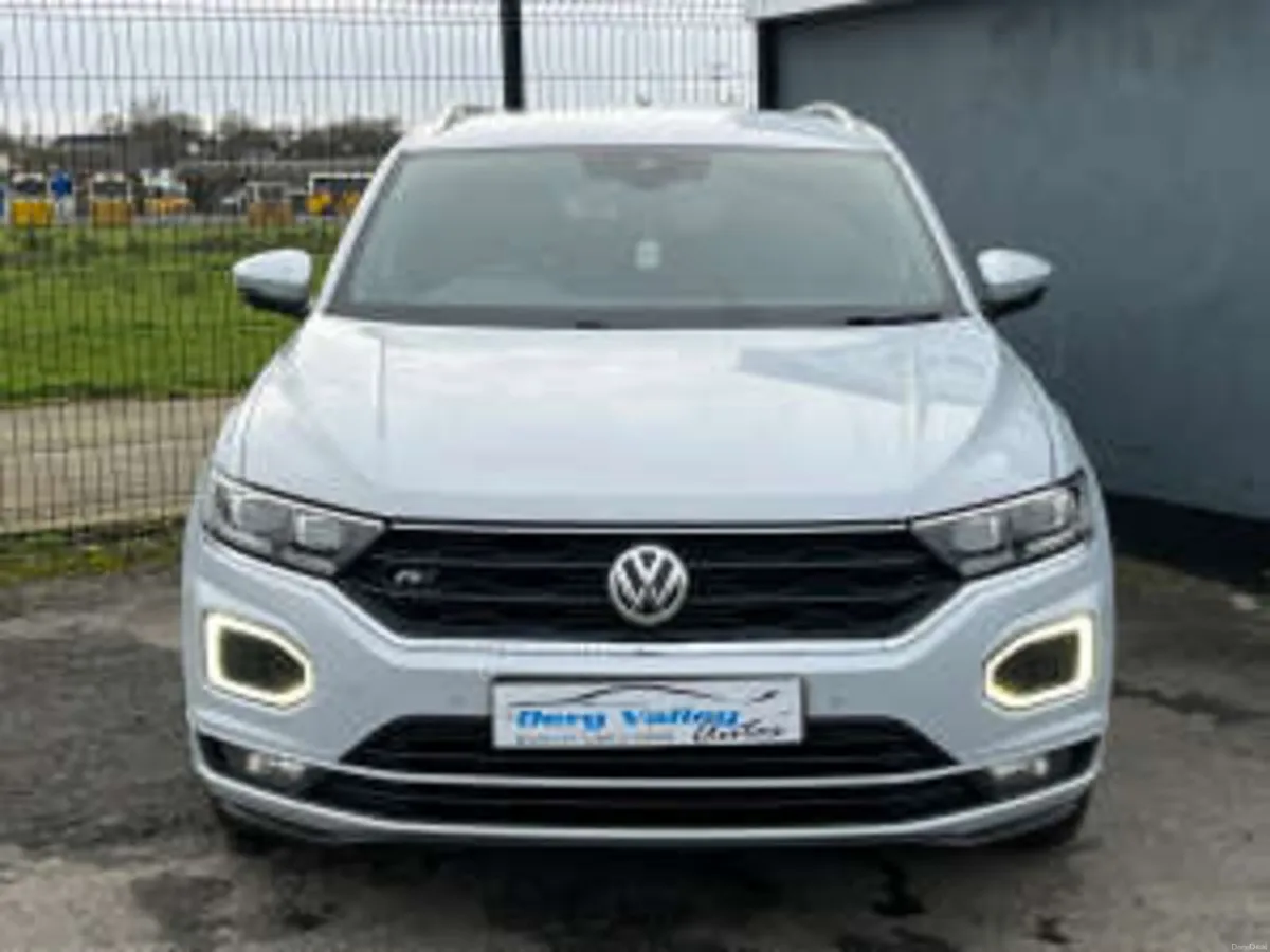 VOLKSWAGEN T-ROC 1.6 T-Roc R-Line TDI 5dr - Image 2