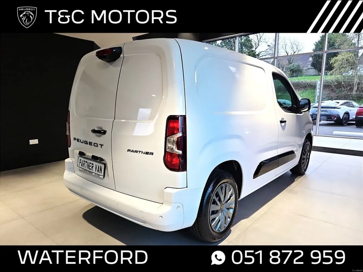 Peugeot Partner Professional Premium - Huge Spec 5 - Image 3