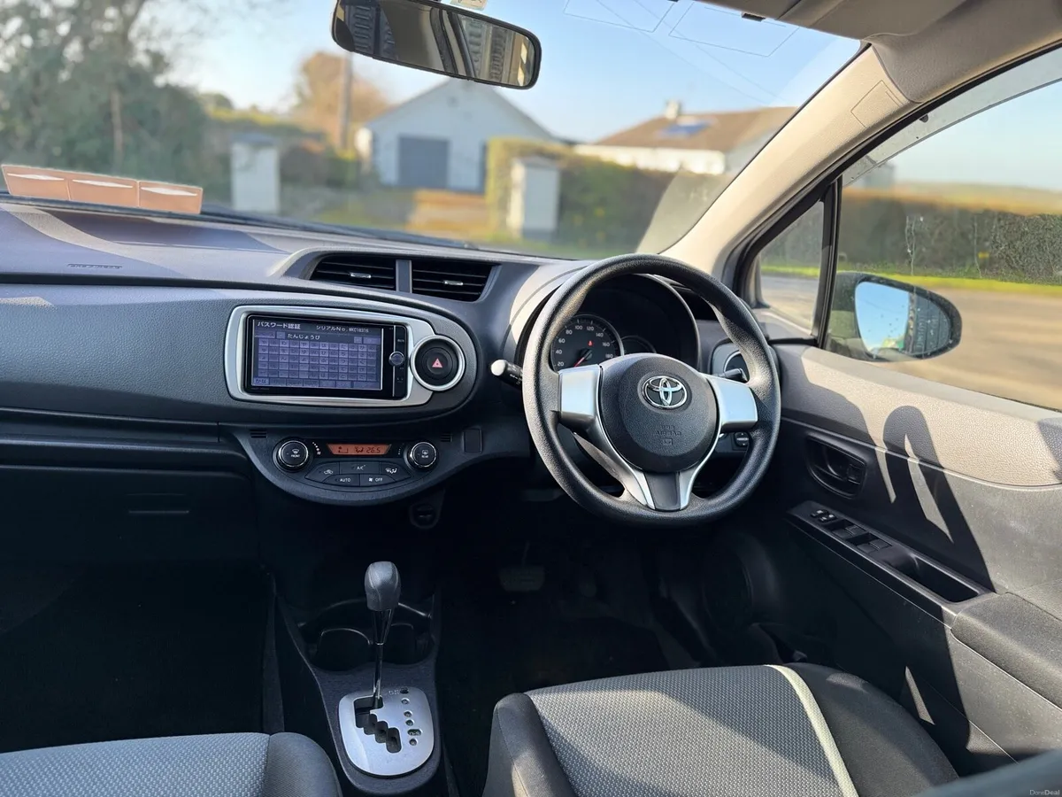 2014 TOYOTA VITZ. LOW MILEAGE AUTO 1.3L. NEW NCT - Image 4