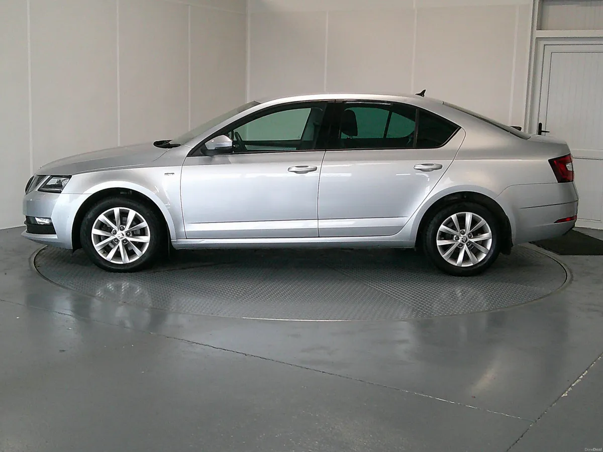 Skoda Octavia 2019 - Image 4