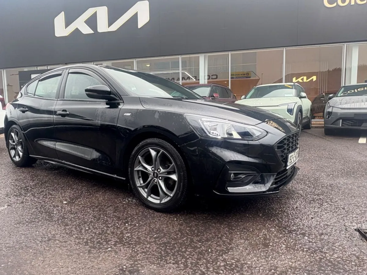 Ford Focus St-line 1.0 Ecoboost 125PS 2019 (192) - Image 2