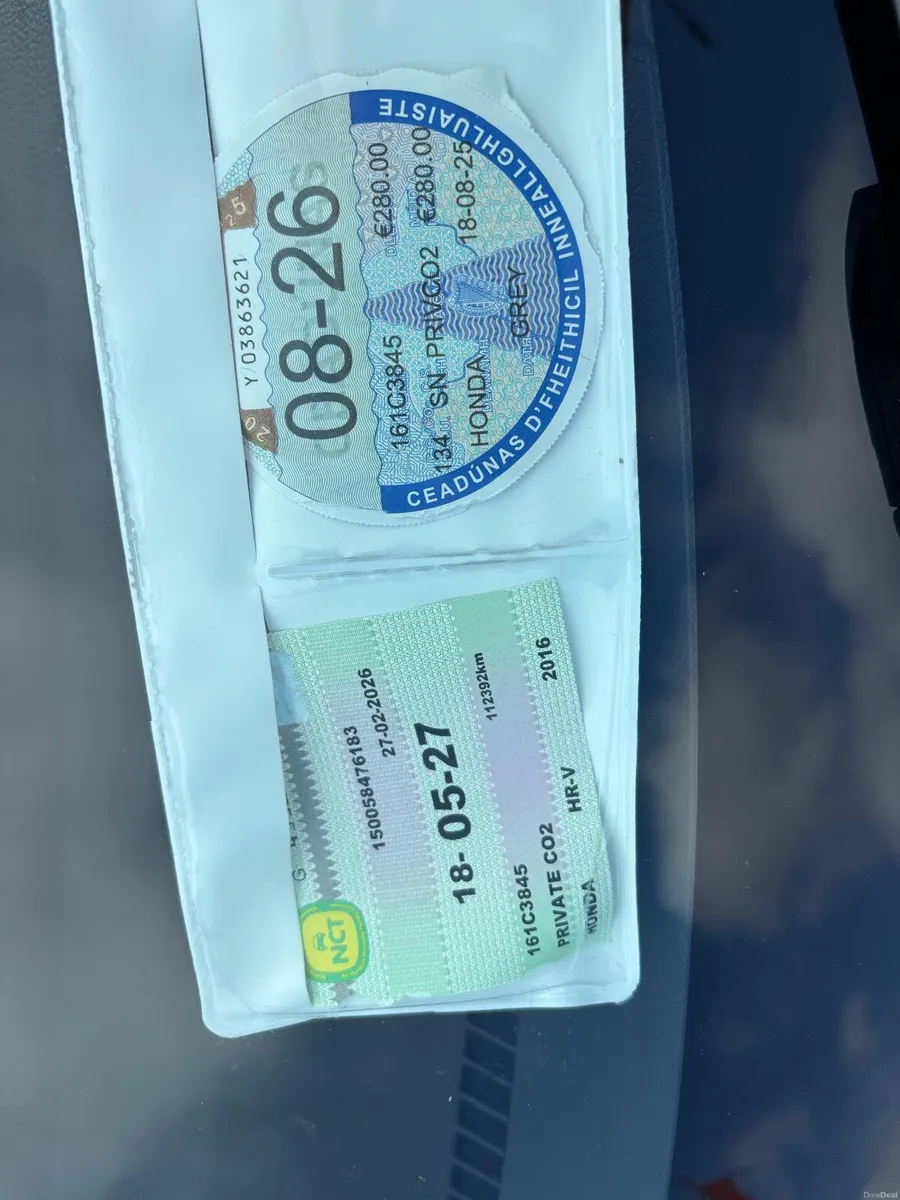 Honda HR-V 2016  PETROL  LOW  MILEAGE - Image 2