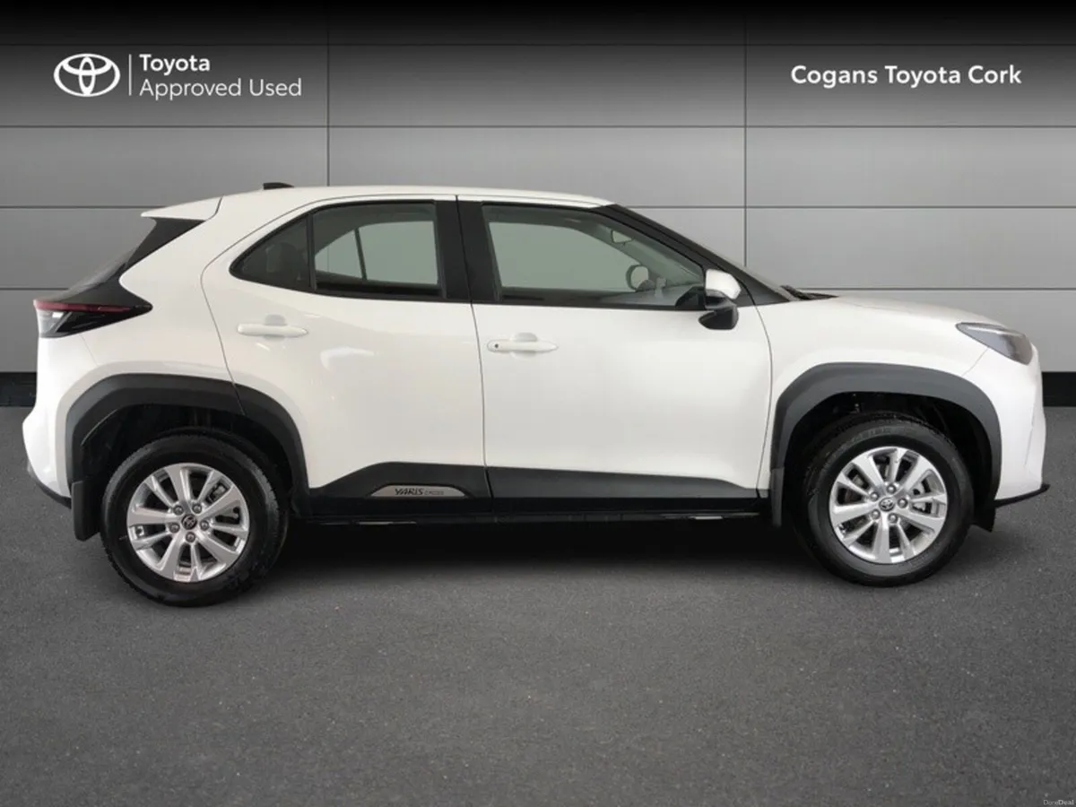 Toyota Yaris Cross Luna - Image 3