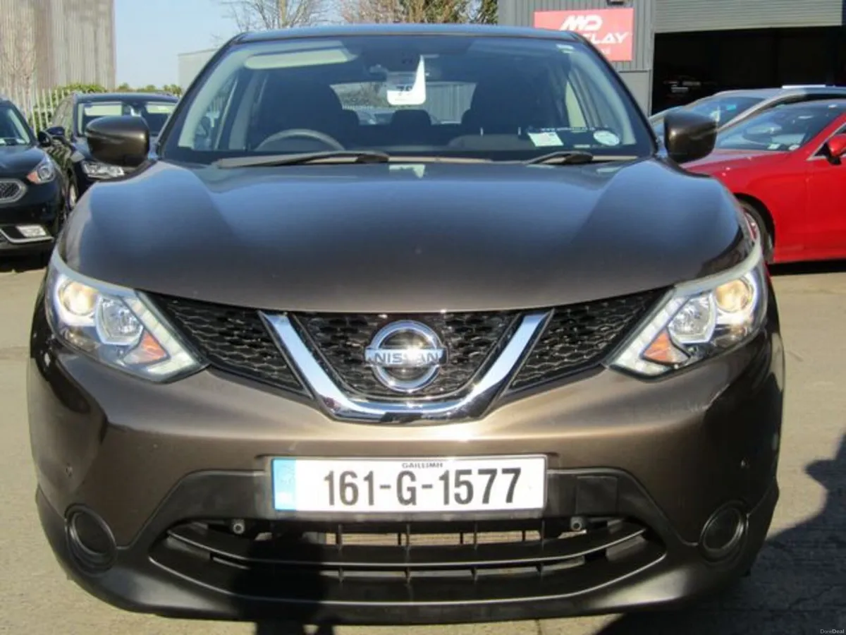 Nissan Qashqai 1.2 PET XE Safety PK E6 4DR - Image 2