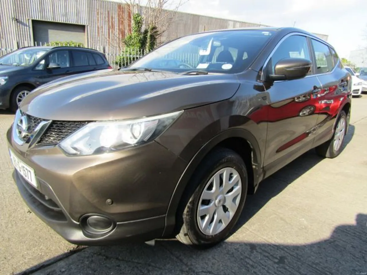 Nissan Qashqai 1.2 PET XE Safety PK E6 4DR - Image 3