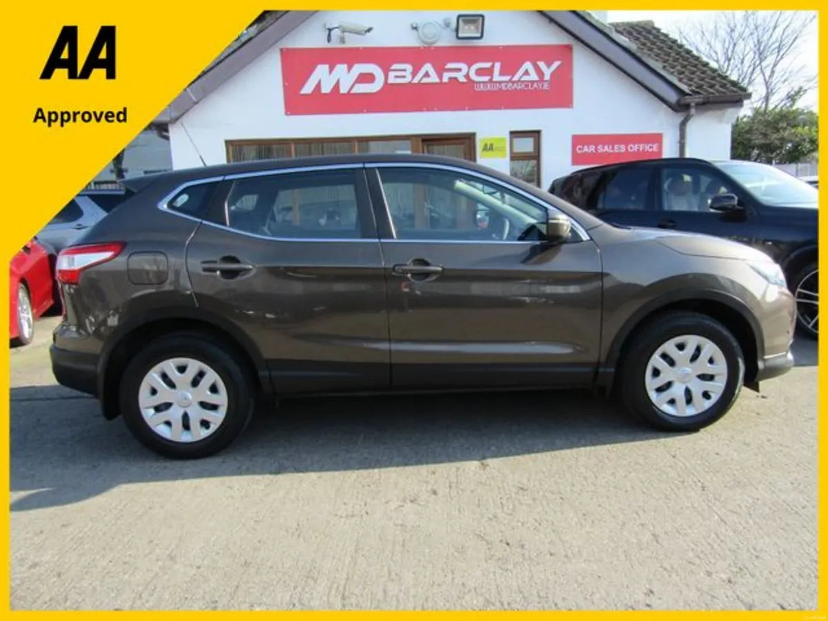 Nissan Qashqai 1.2 PET XE Safety PK E6 4DR - Image 4