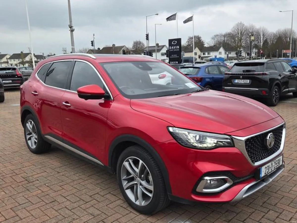 MG HS MG - Exclusive 5DR Auto - Image 1