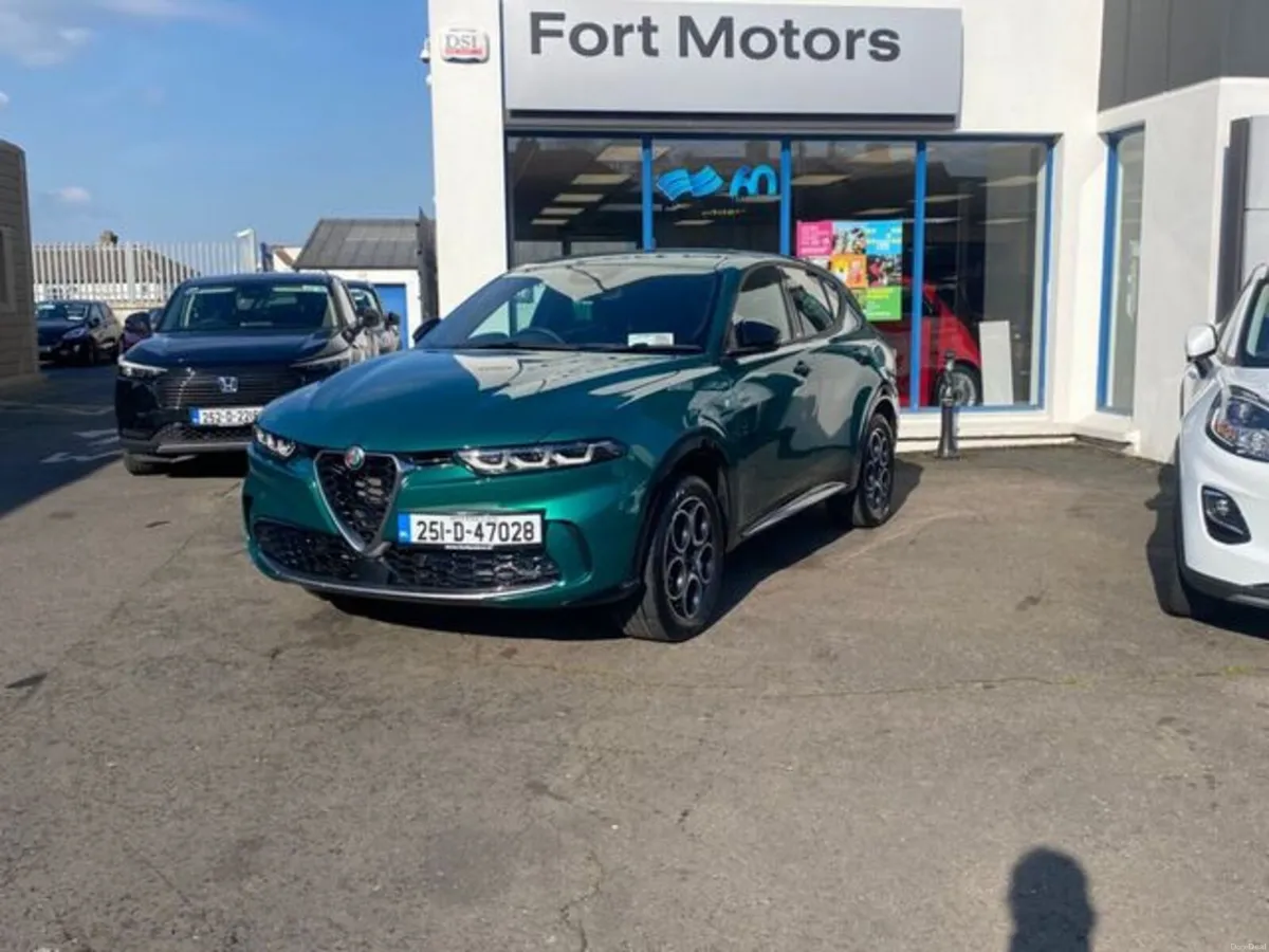 Alfa Romeo Tonale Ti Model, 1.3 Phev (280ps) All W - Image 2