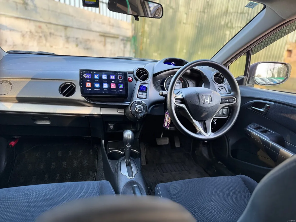 2014 HONDA INSIGHT. NEW NCT. AUTO 1.5L MINT COND - Image 4