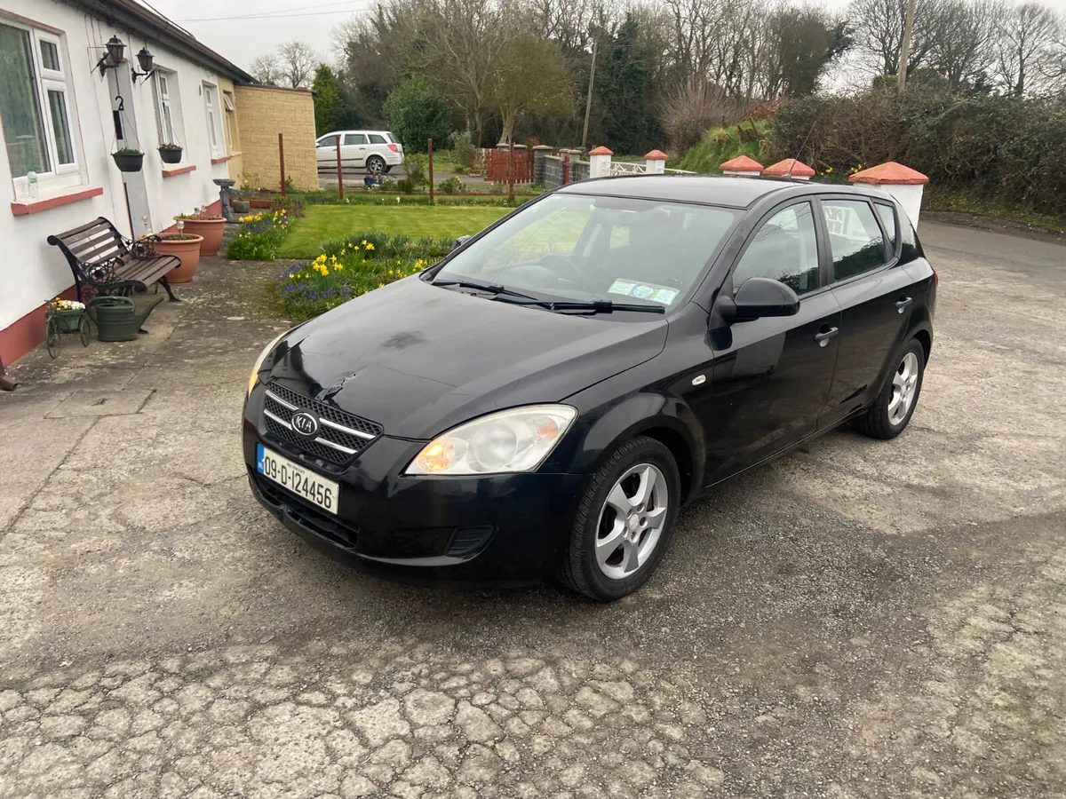 Kia Ceed 2009 nct 9/26 - Image 2