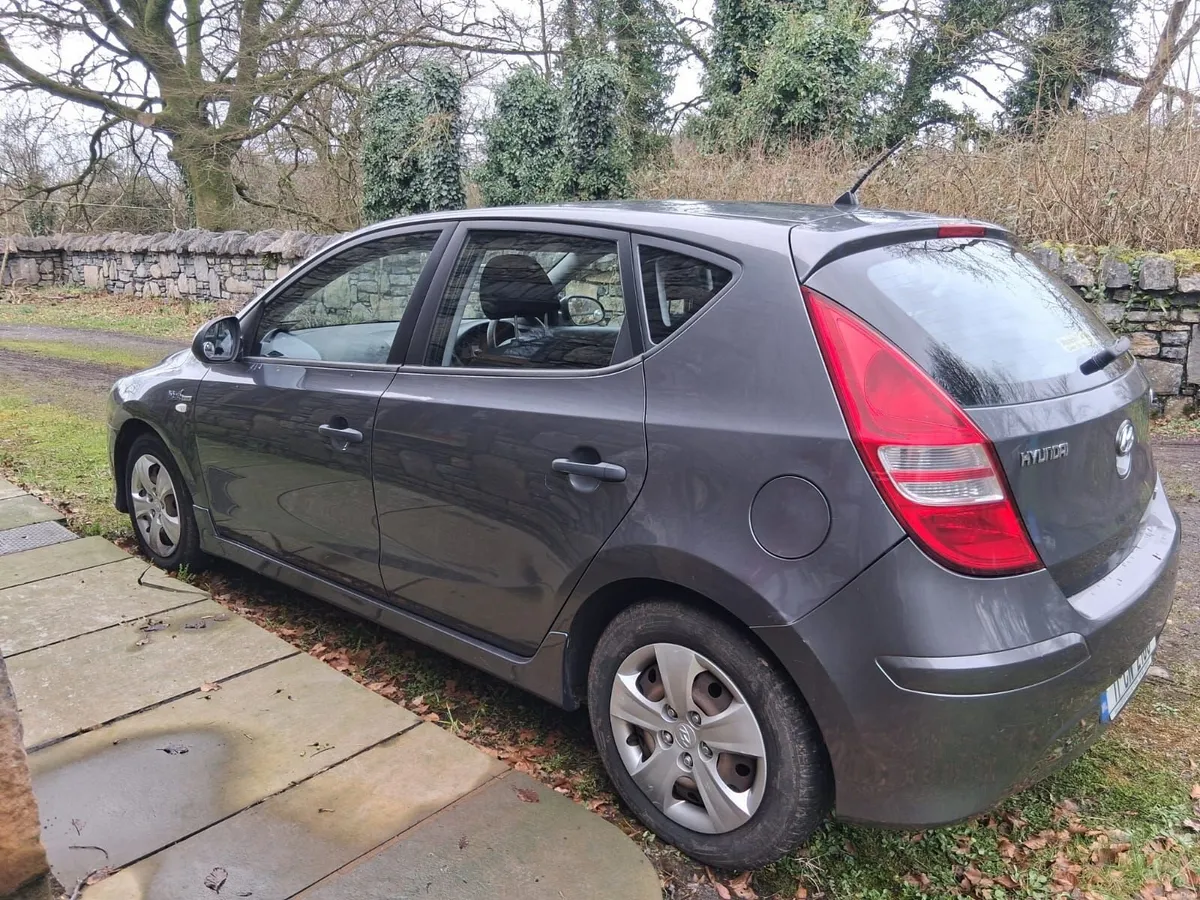 Hyundai i30 2011 - Image 1