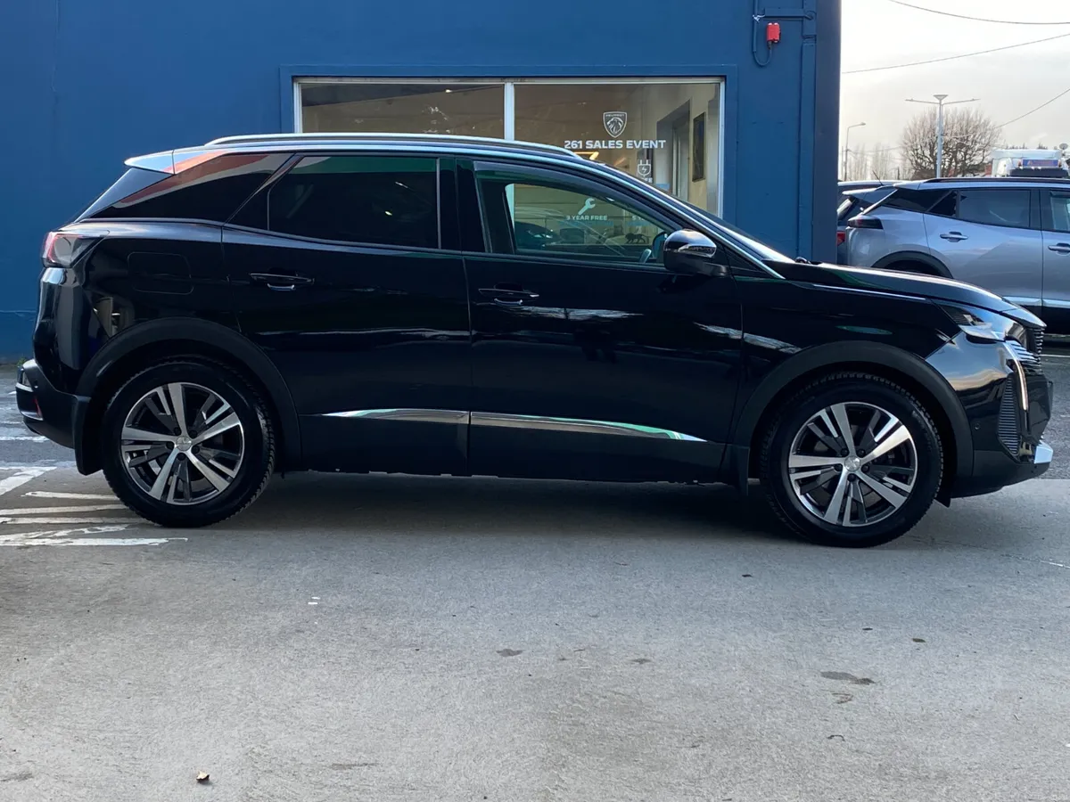 Peugeot 3008 1.5 BlueHDi 130bhp Allure - Image 2