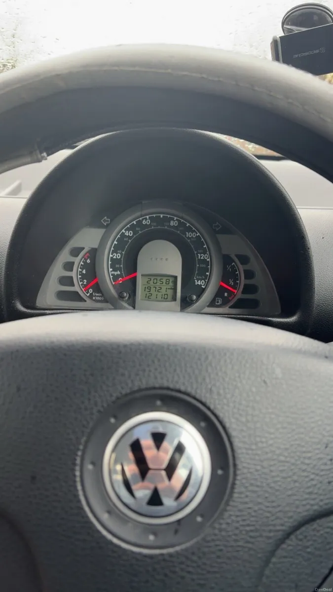Volkswagen Fox - Image 4