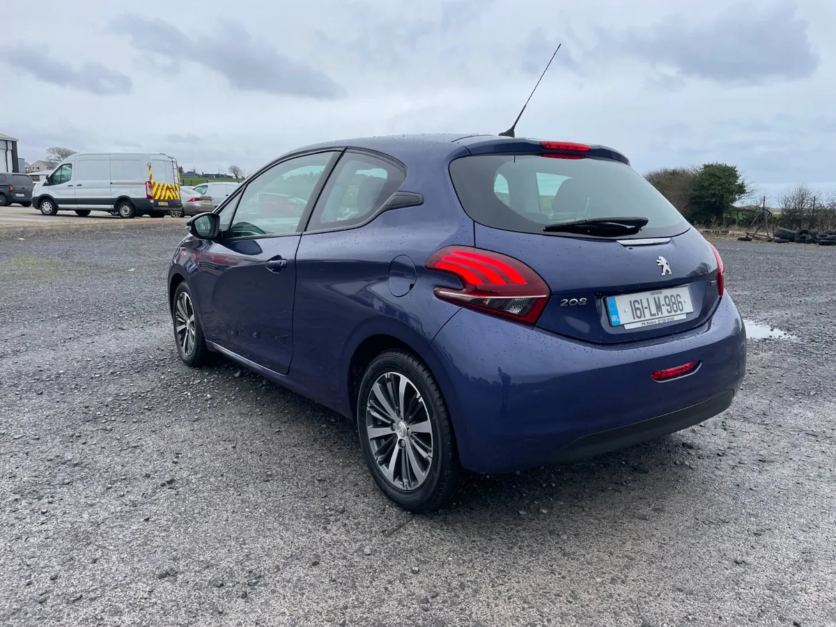 Peugeot 208 2016 1.2 Petrol - Image 4