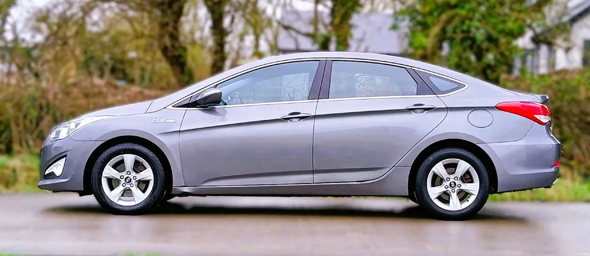 Hyundai i40 2013 - Image 2
