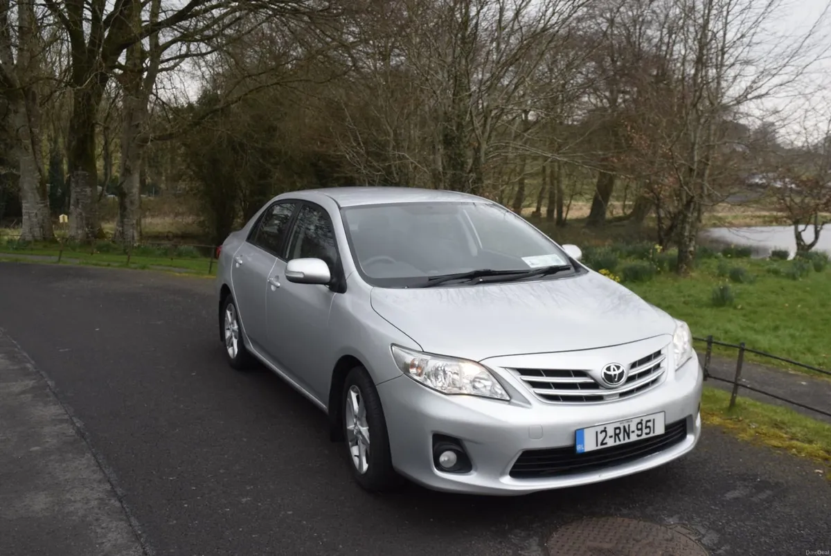Toyota Corolla 2012 - Image 2