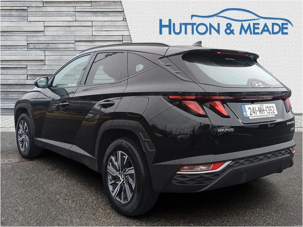 Hyundai Tucson Executive HEV 1.6 Petrol 5dr - Image 3
