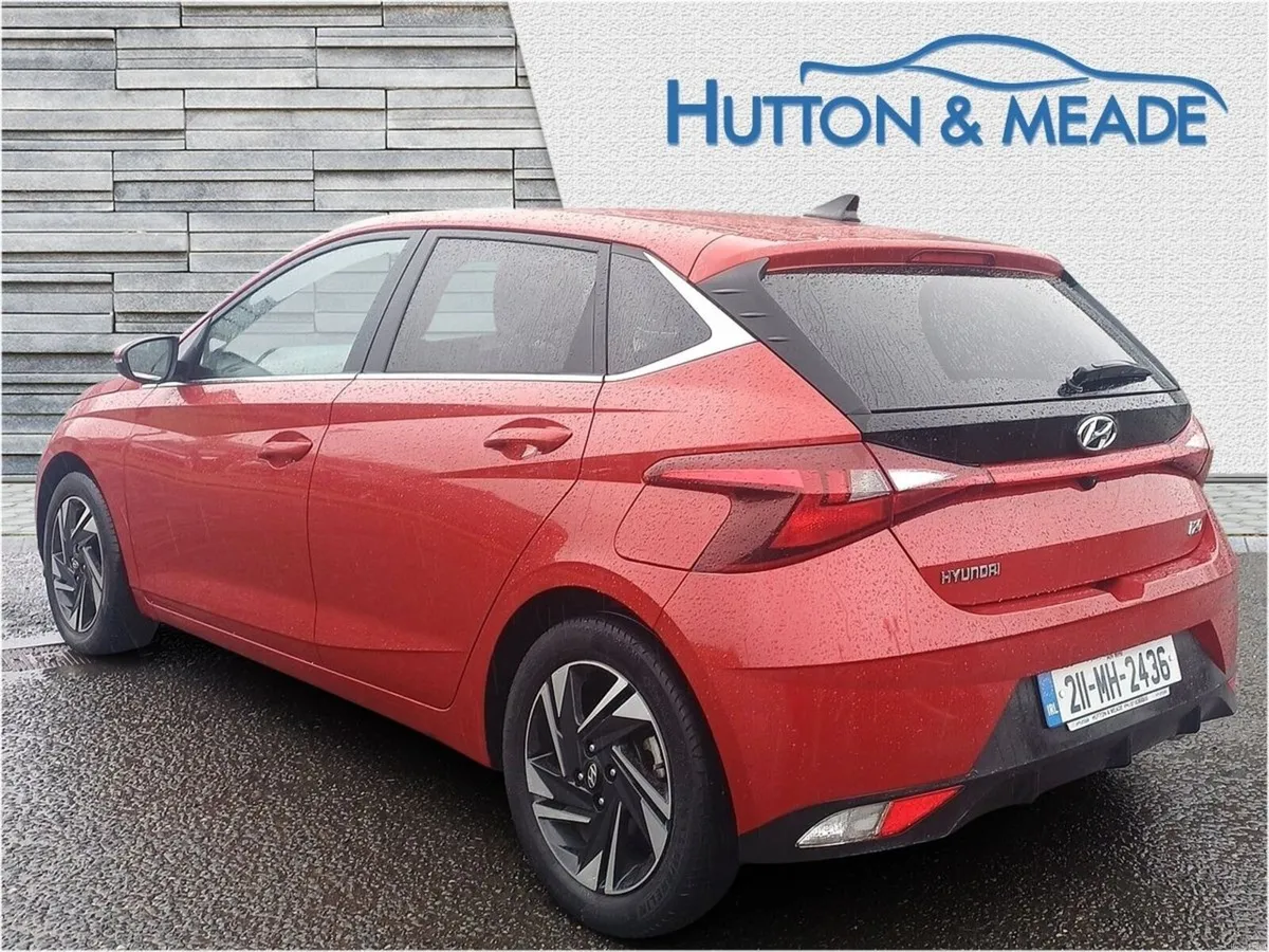 Hyundai i20 Delux Plus Auto 1.0 Petrol 5dr - Image 2