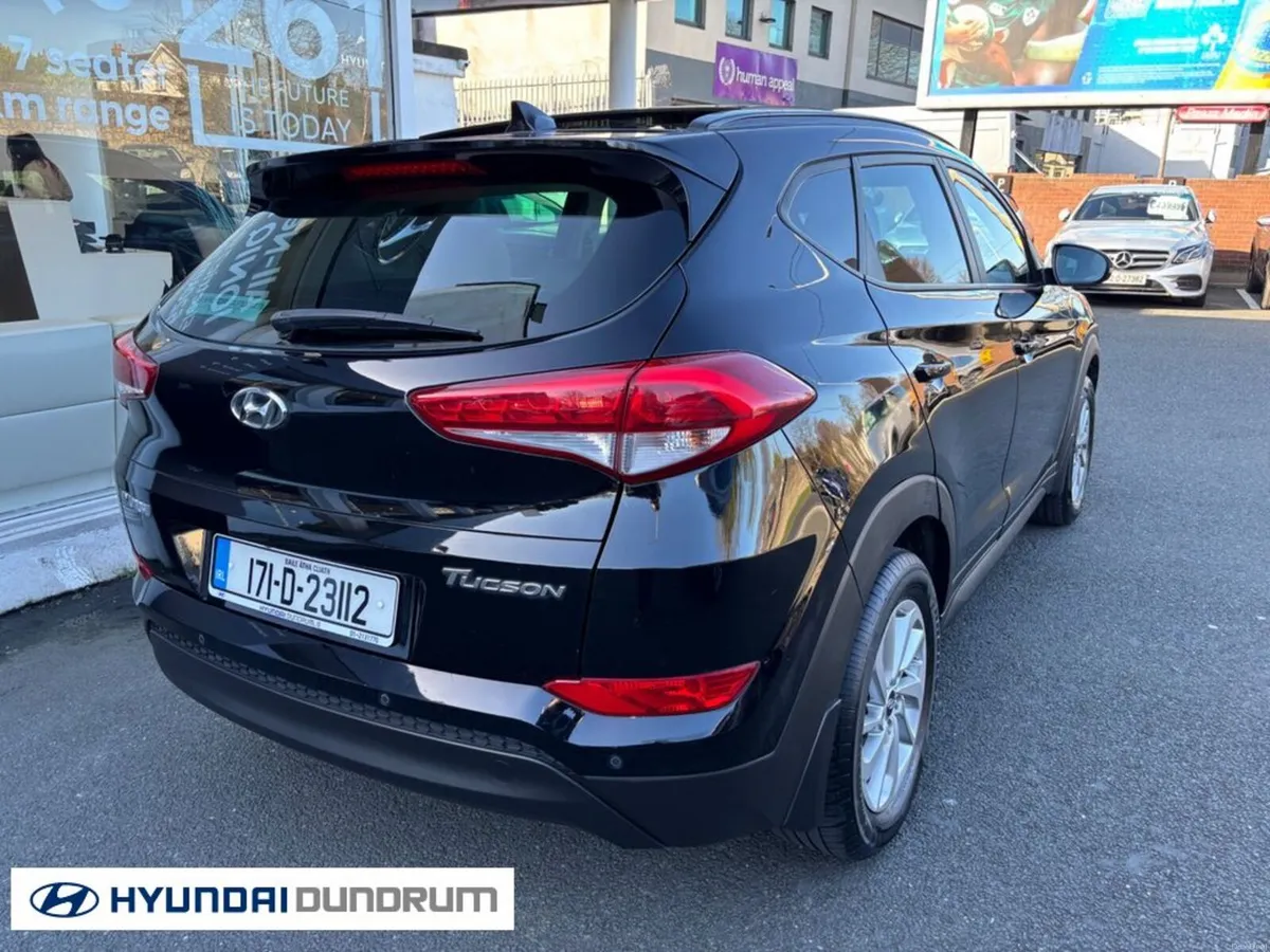 Hyundai Tucson 1.7 Premium 5DR - Image 3