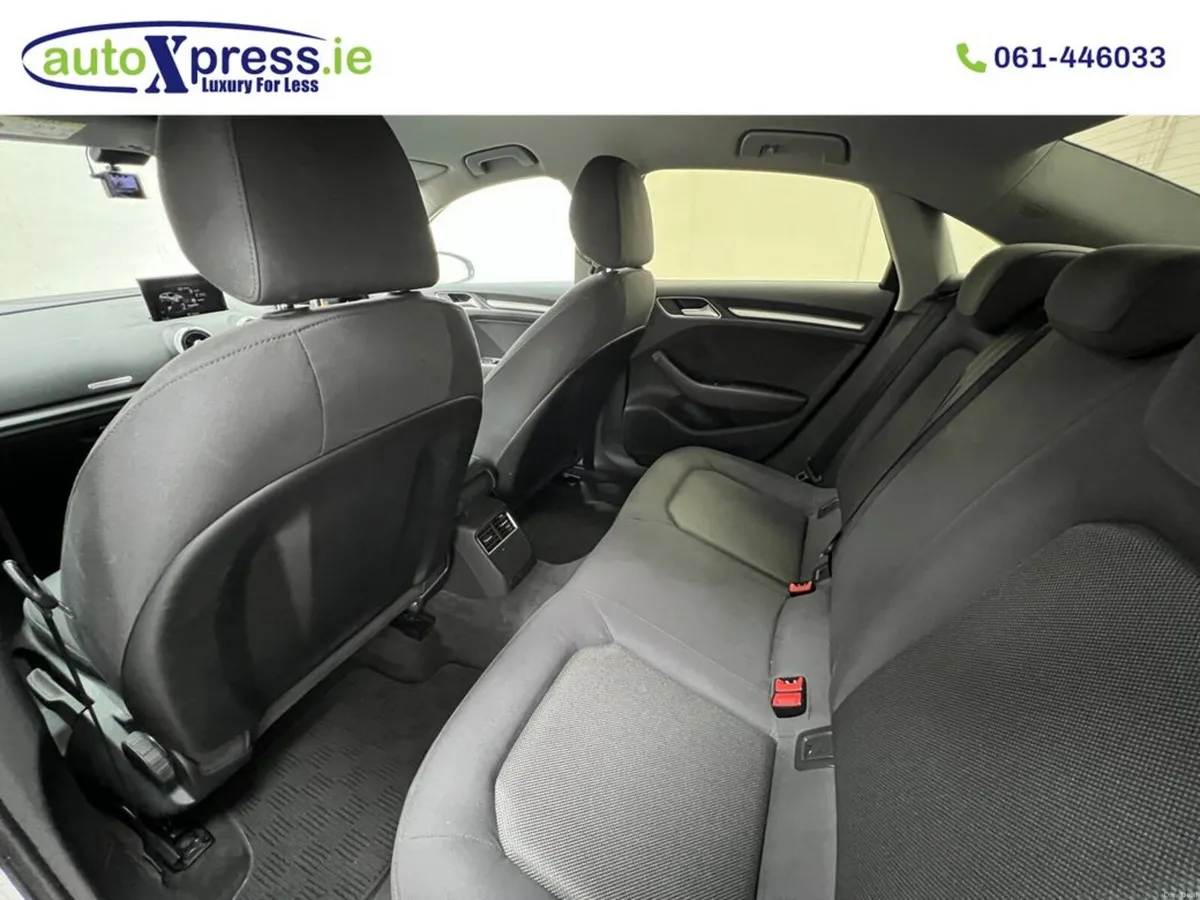 Audi A3 1.4 TFSI Automatic , reversing camera - Image 4