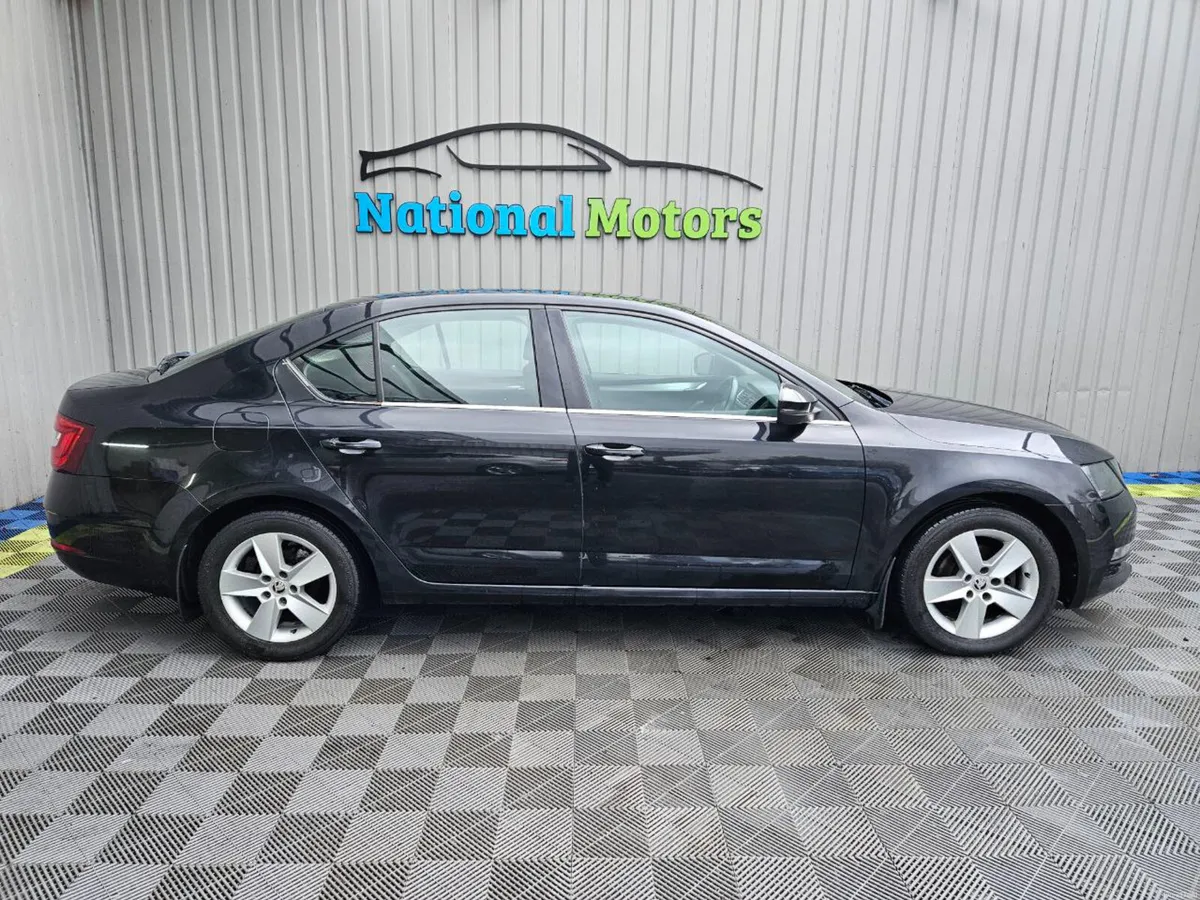 2018 Skoda Octavia AMBITION 1.6 TDI - Image 3