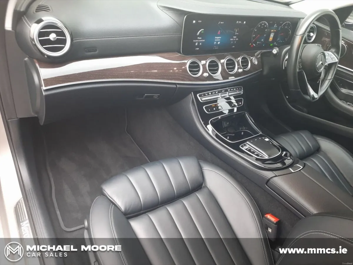 Mercedes-Benz E-Class E 220 D A/T Avantgarde - Image 6