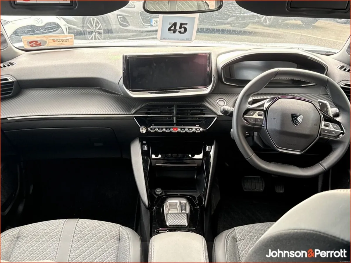 Peugeot 2008 Automatic Hybrid 136bhp Allure - Image 4