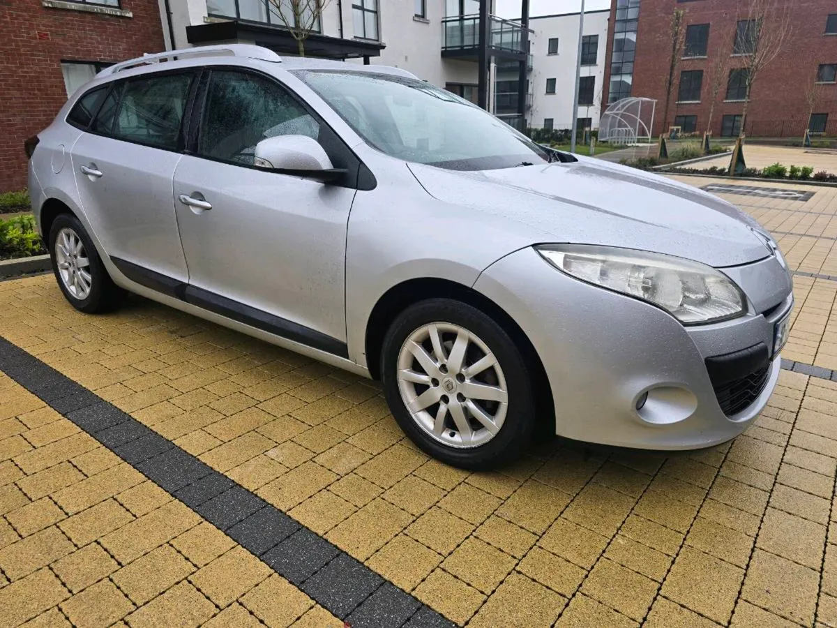 MEGANE 1.5DC1 / NEW NCT / TAXED! - Image 2