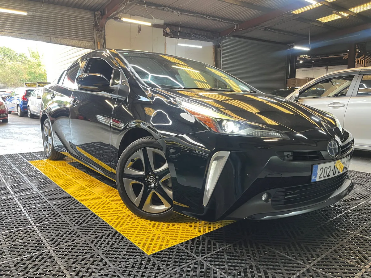 Toyota Prius 2020 top specs - Image 1