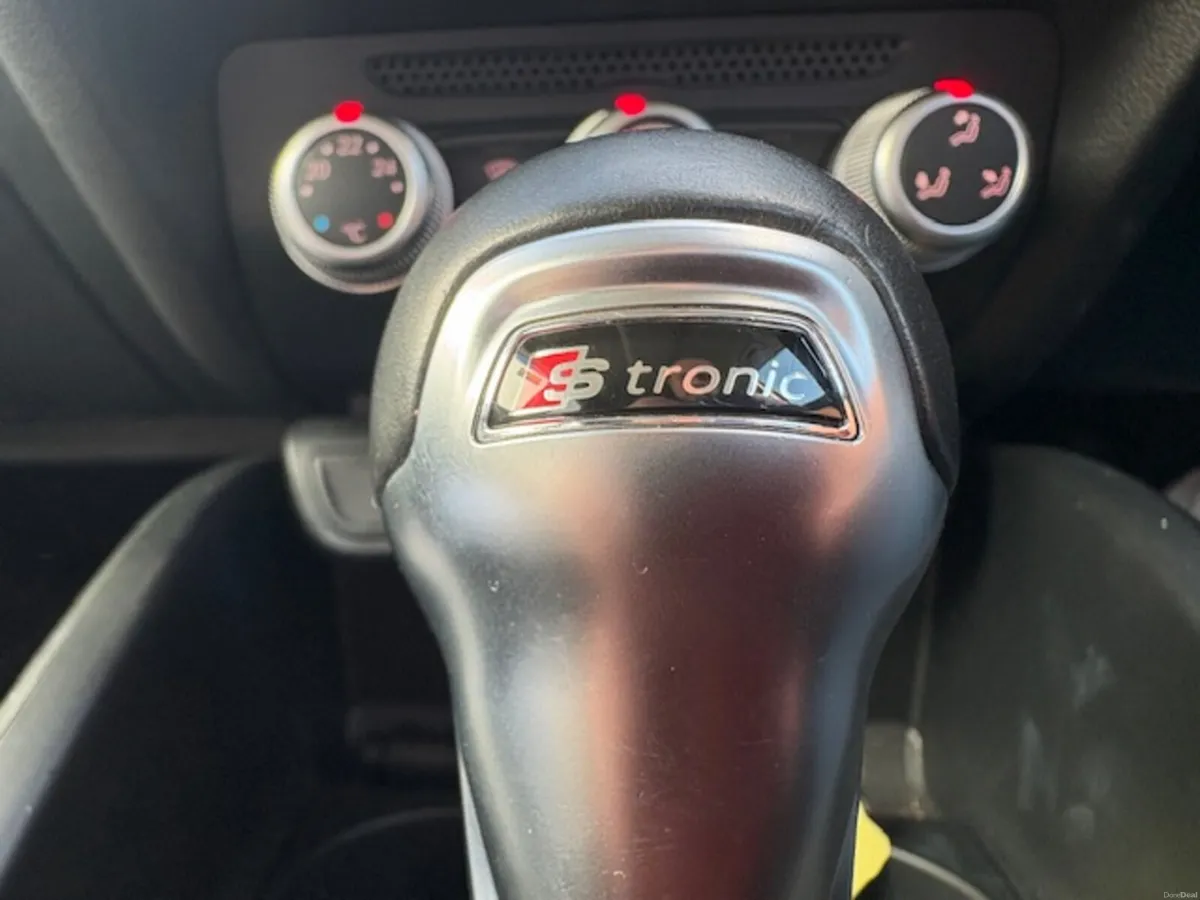 AUDI A1 1.0 AUTOMATIC HEATED SEATS - Image 4