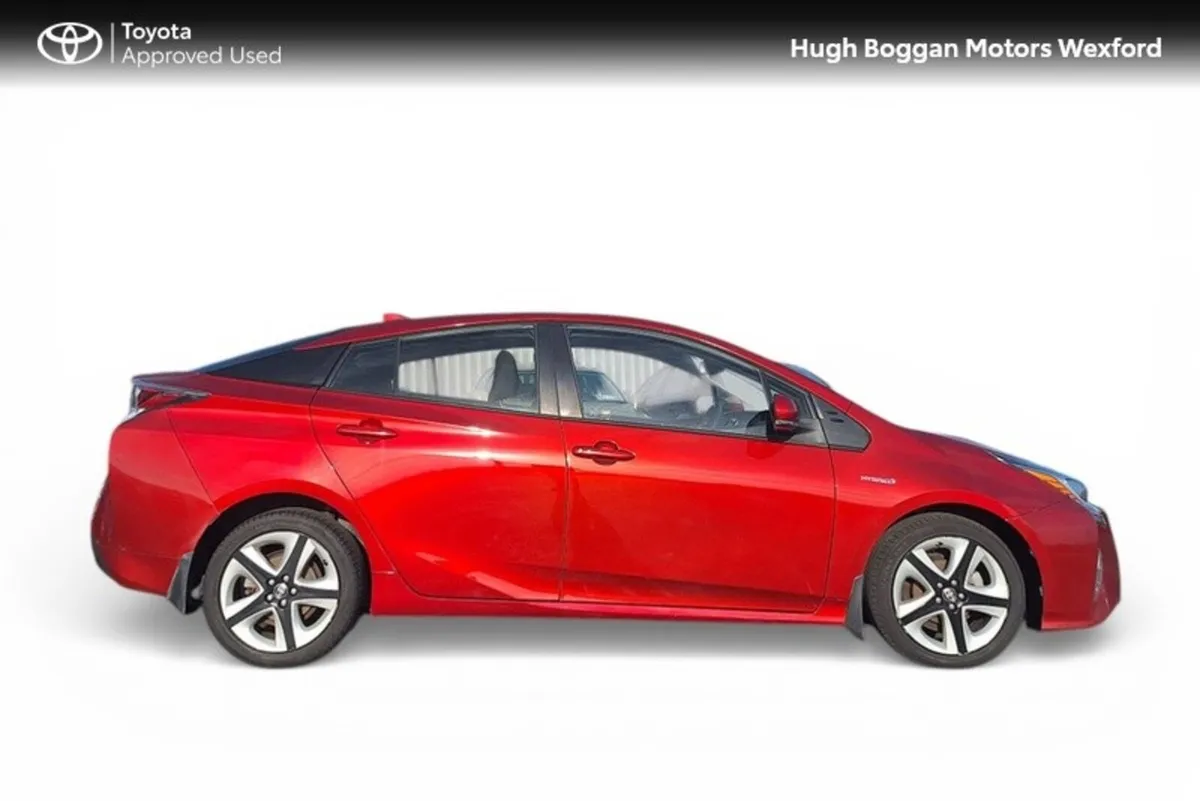 Toyota Prius HYBRID LUXURY - Image 3