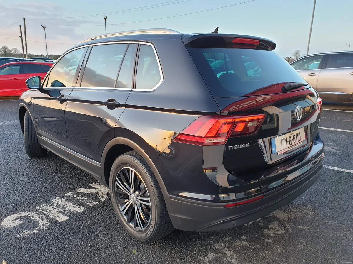 Volkswagen Tiguan 2.0TDI SE NAV**LOW KMS** - Image 4
