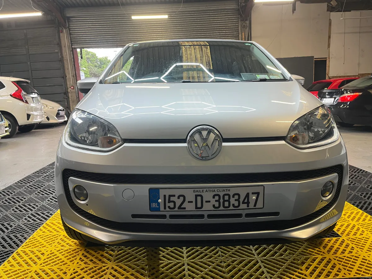 Volkswagen up! 2015 automatic - Image 3
