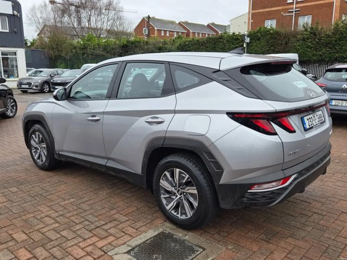 Hyundai Tucson ix35 Comfort Plus 5DR - Image 3