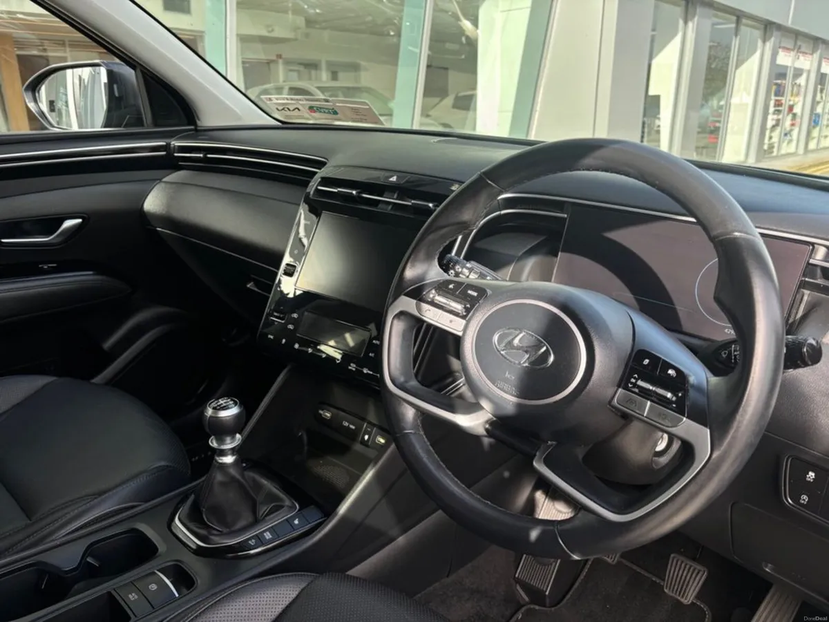 Hyundai Tucson Executive 5DR - Image 2