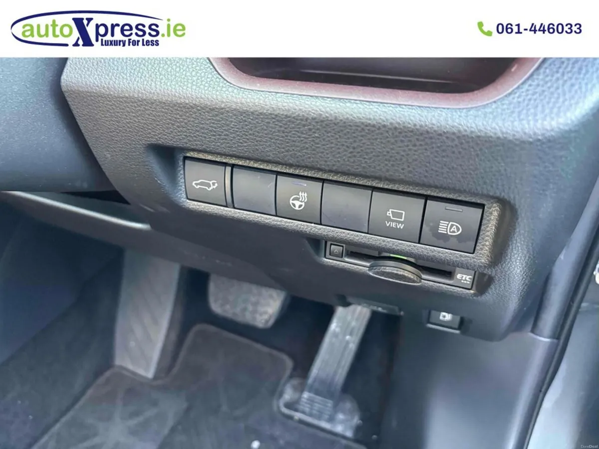 Toyota RAV4 4 WD HYBRID G, Low mileage, Automatic - Image 3