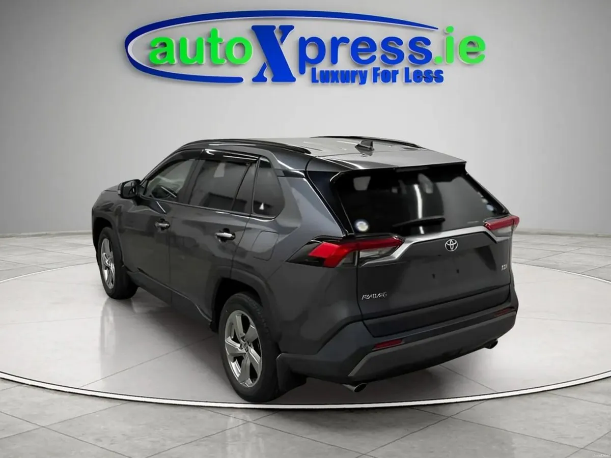 Toyota RAV4 4 WD HYBRID G, Low mileage, Automatic - Image 4