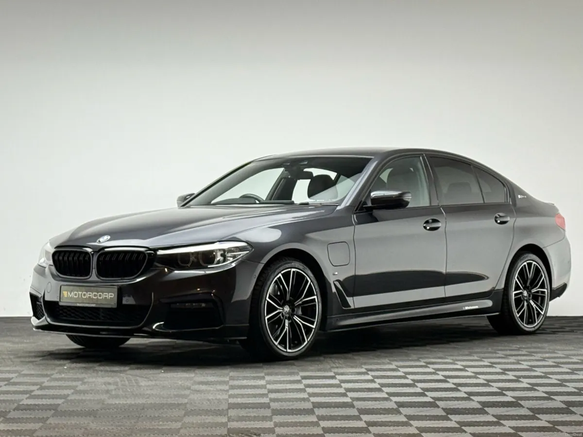BMW 5-Series 530E M SPORT - Image 3