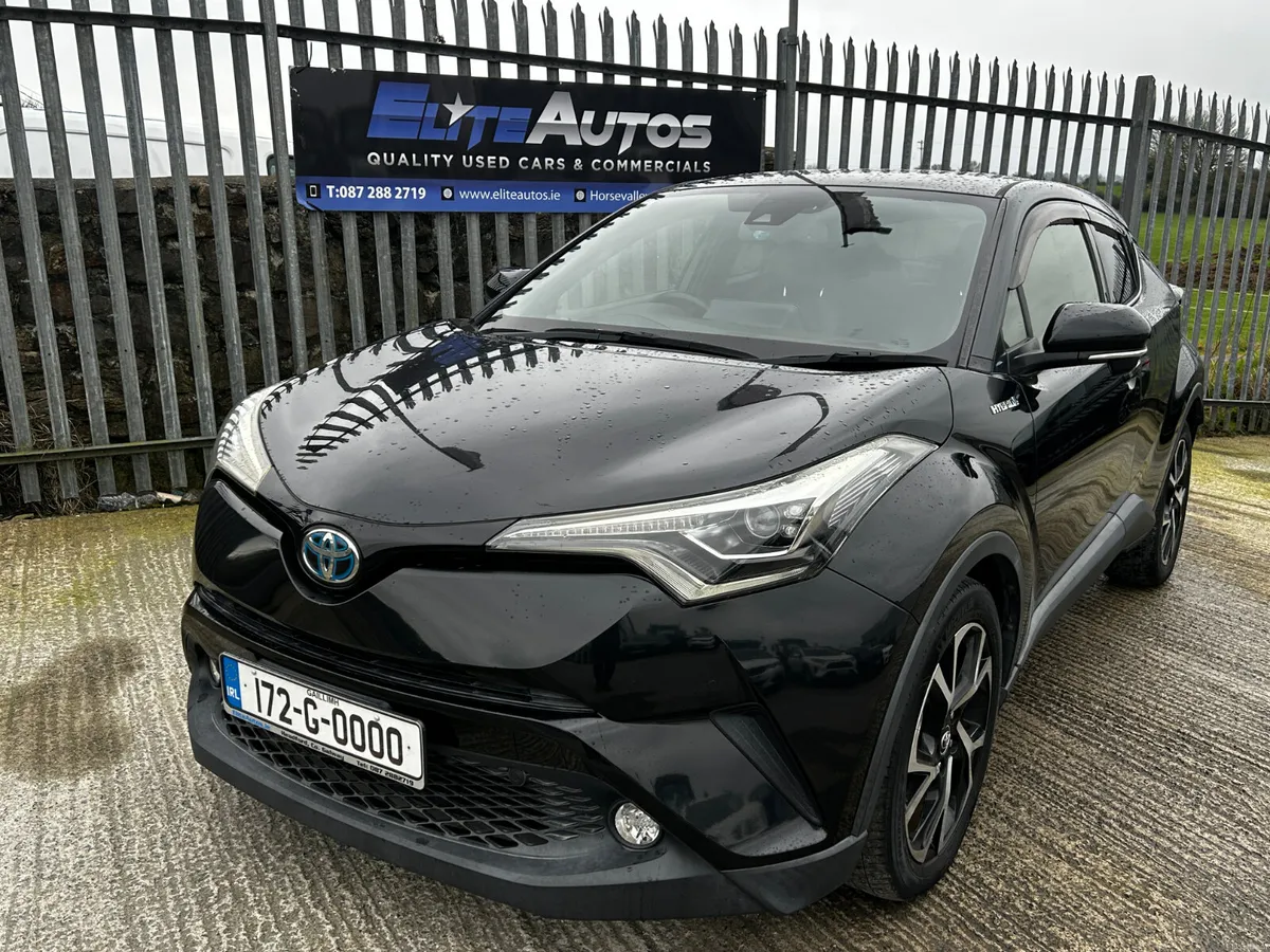 Toyota CH-R Luna Hybrid 2017 - Image 1