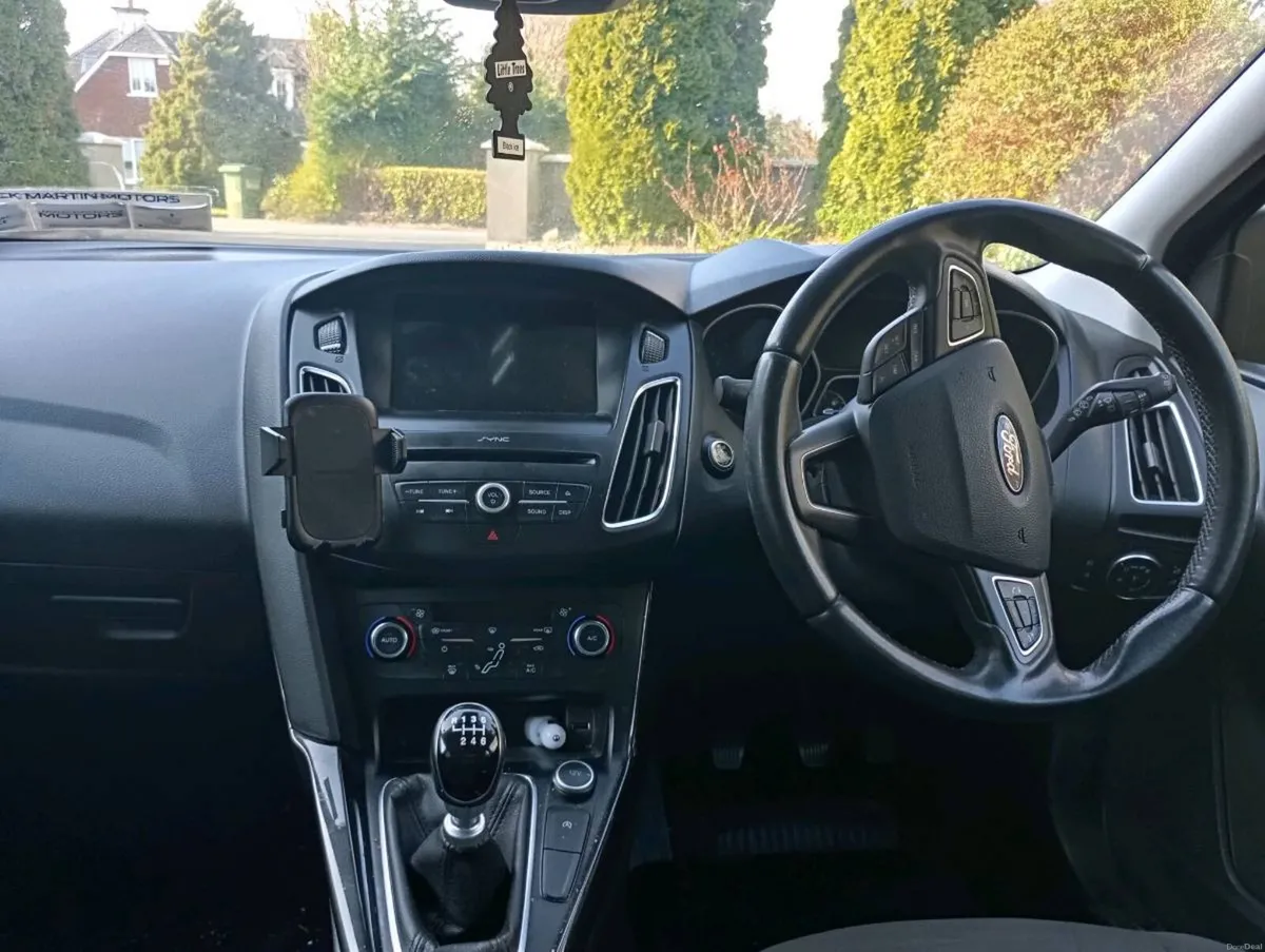 FORD FOCUS 1.5 TDCI TITANIUM - Image 4