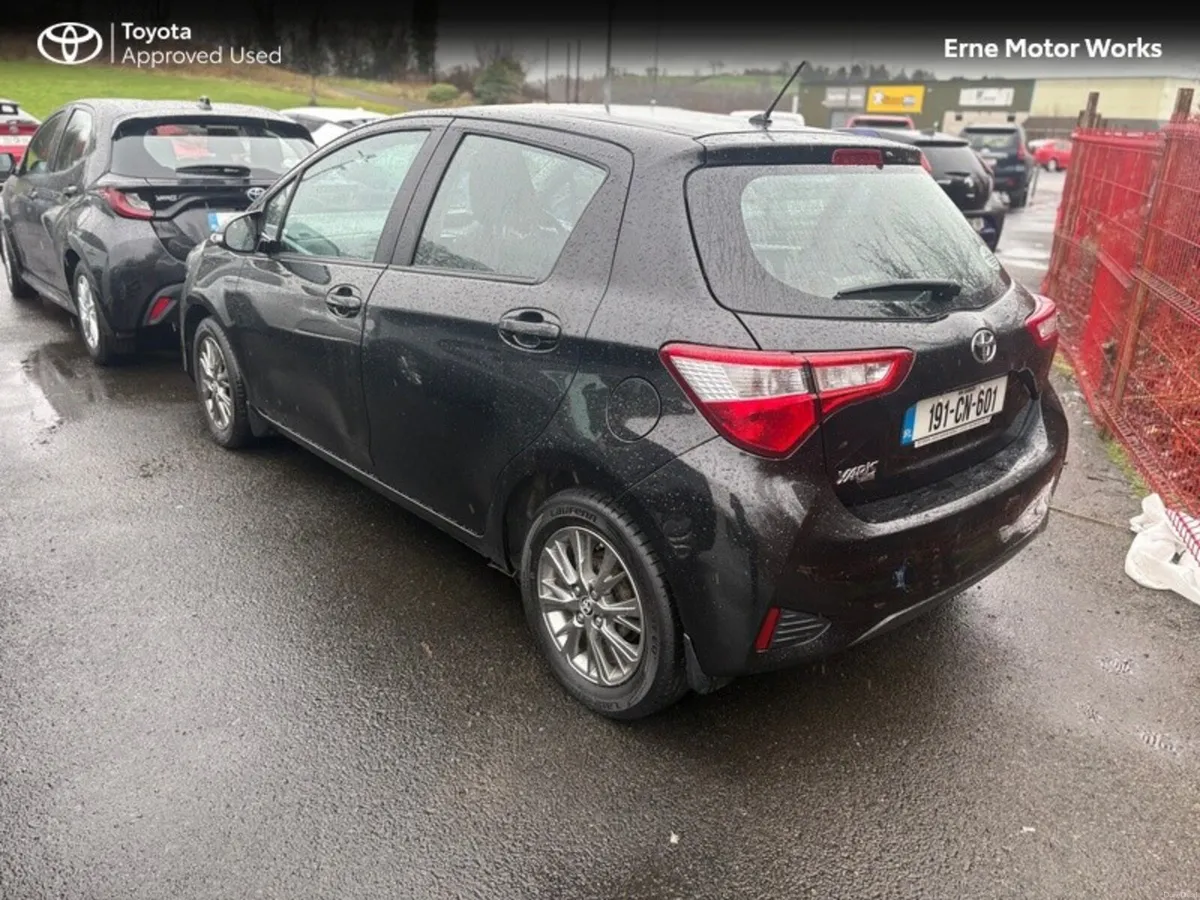 Toyota Yaris YARIS 1.0 5DR LUNA - Image 2