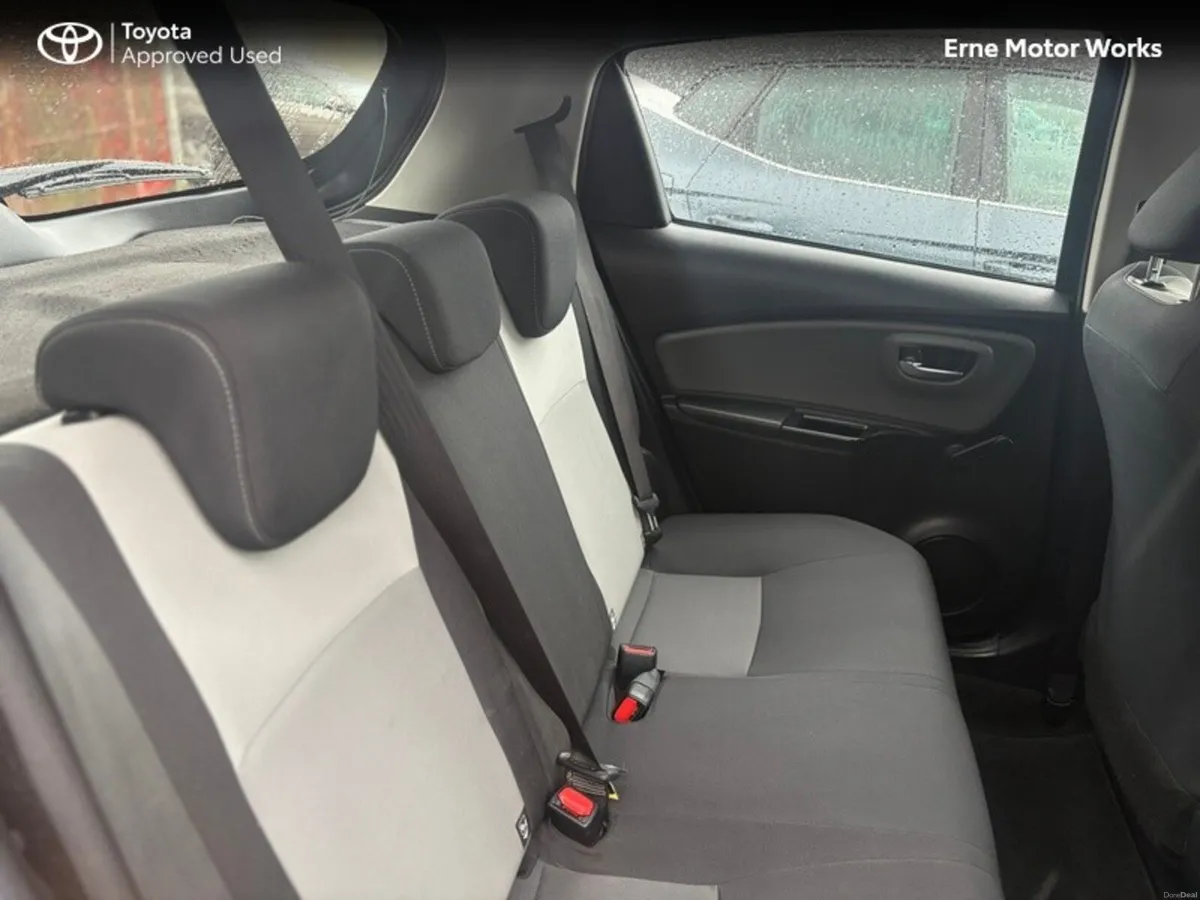 Toyota Yaris YARIS 1.0 5DR LUNA - Image 4